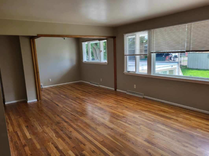 3716 7th Ave N - Photo 3 of 17