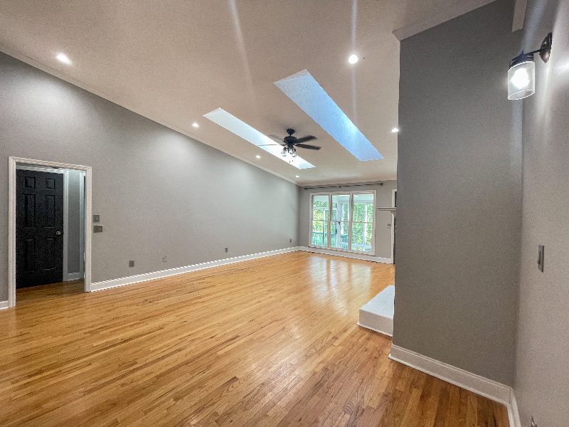 645 Clearwater Pl - Photo 5 of 38