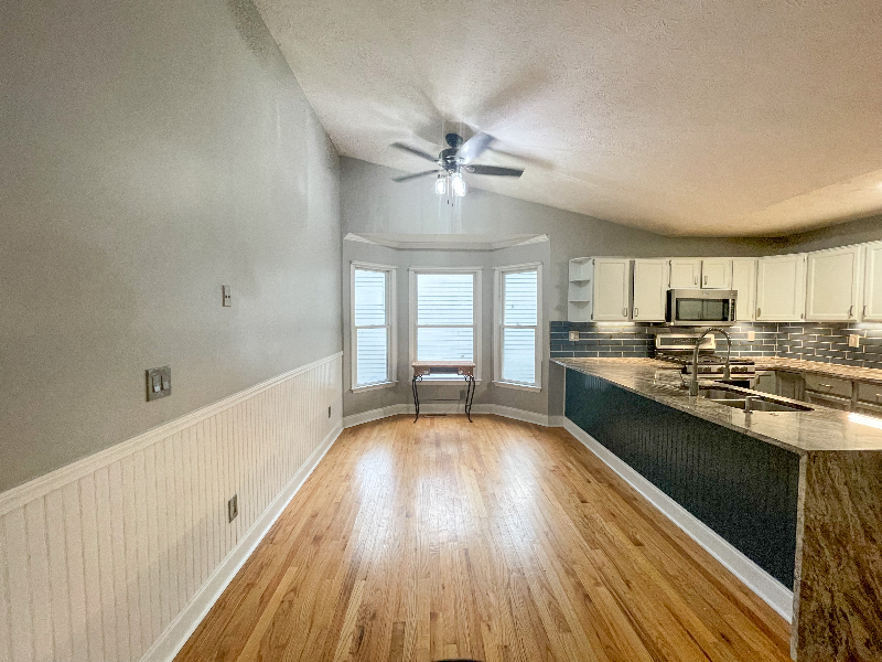 645 Clearwater Pl - Photo 6 of 38
