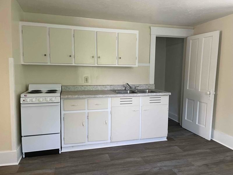 190 W Miller Ave #2 - Photo 5 of 27