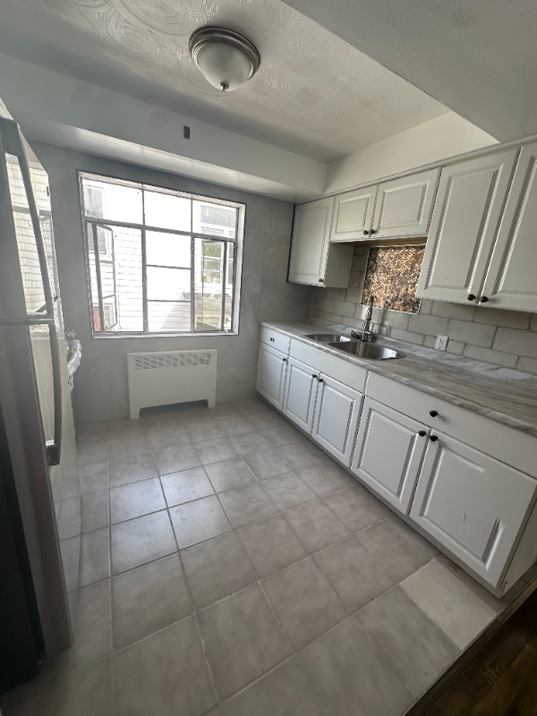 775 N Fred Shuttlesworth Cir #4 - Photo 5 of 13