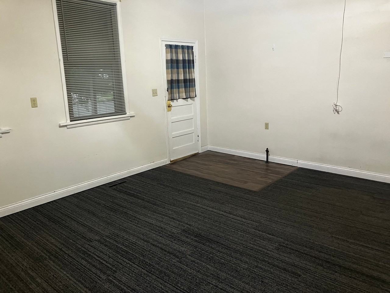 101 N Depot St #101 - Photo 3 of 6