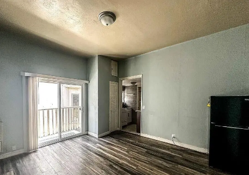 139 E Julian St #1 - Photo 6 of 8