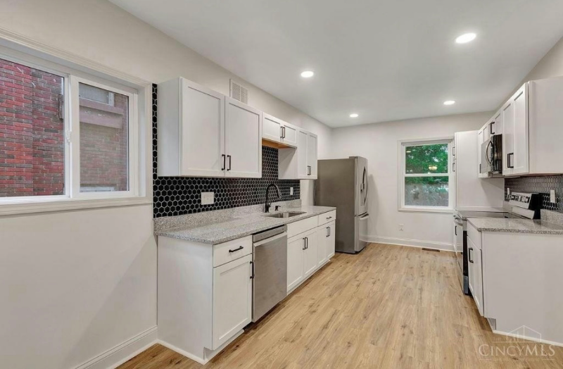 5329 Wakefield Pl - Photo 2 of 20
