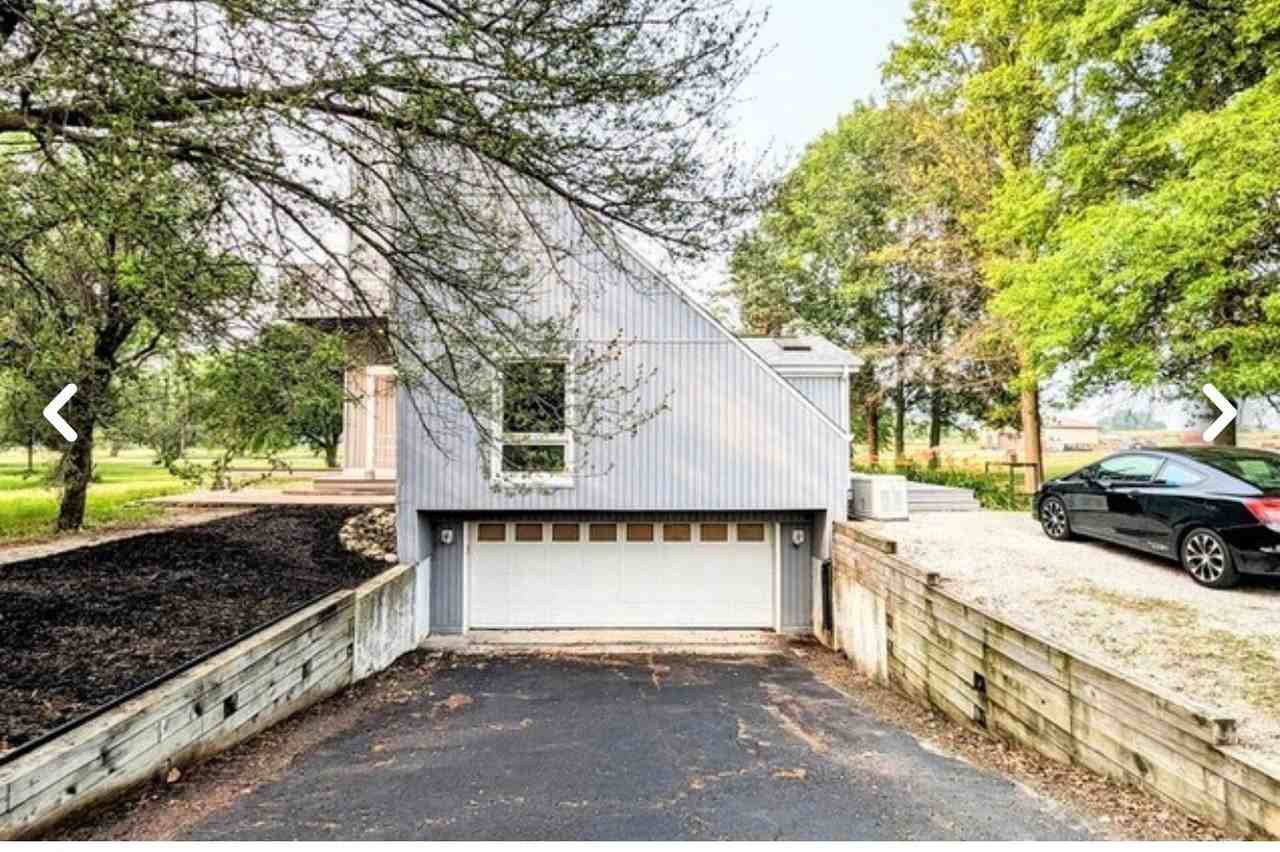 27757 S Kuersten Rd - Photo 4 of 20
