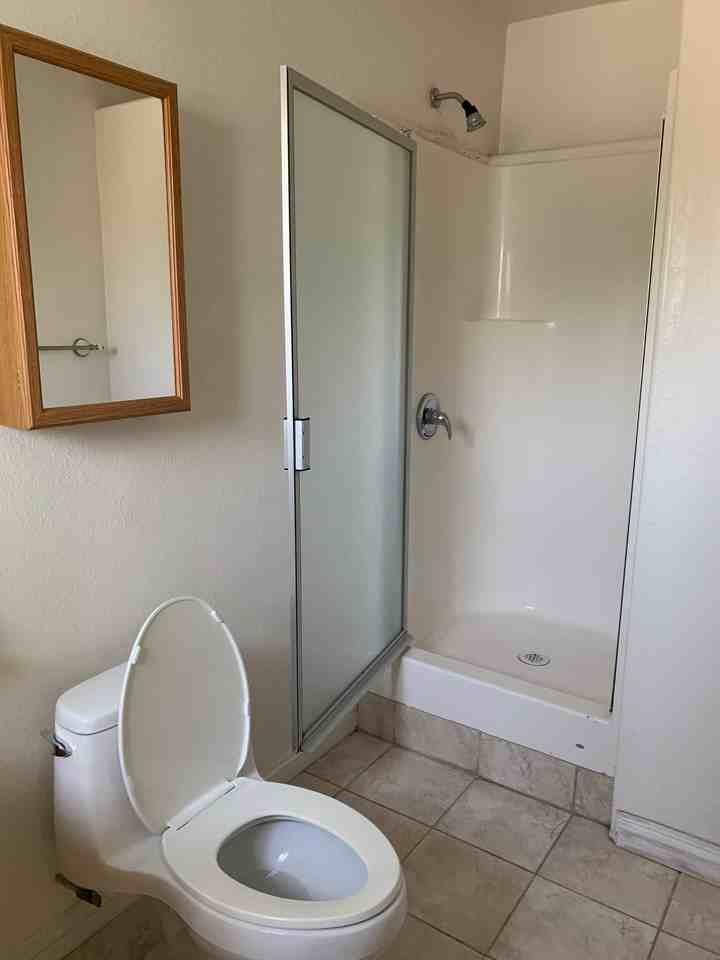 4416 Franklin Ave - Photo 3 of 8