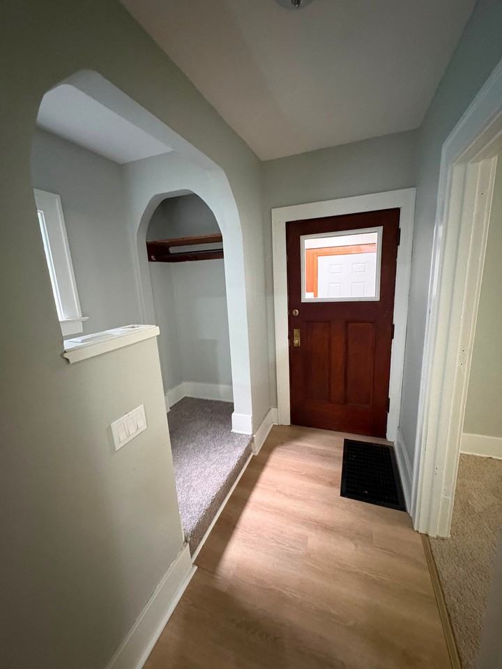 87 Depew St - Photo 5 of 16