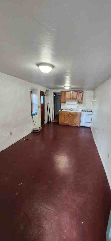 133 N Jacobus Ave #2 - Photo 2 of 6