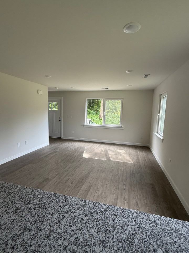 515 Wagner St #A - Photo 2 of 20