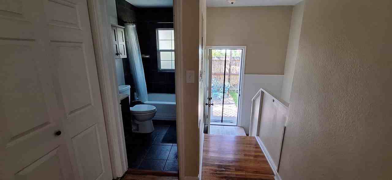 1347 E St - Photo 3 of 7