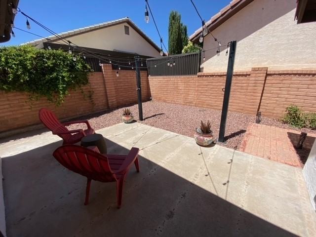 545 S Valley View Dr #7 - Photo 3 of 14