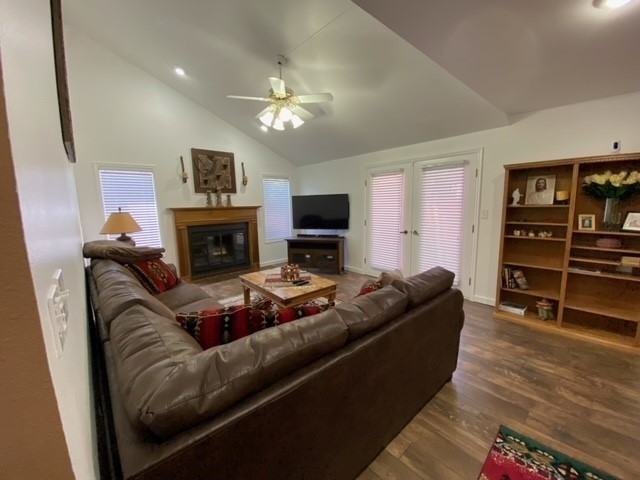 545 S Valley View Dr #7 - Photo 4 of 14