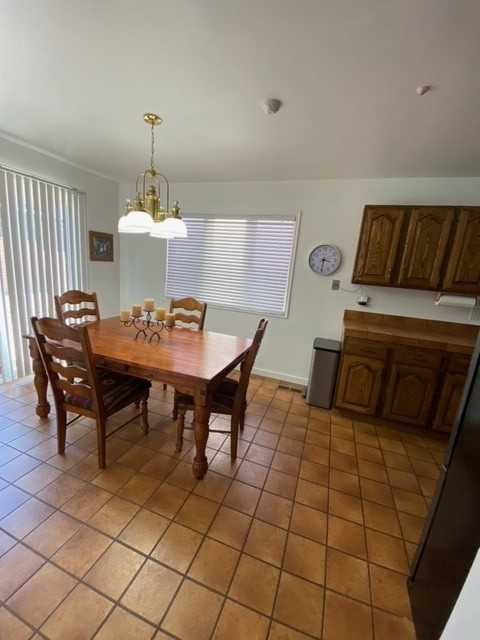 545 S Valley View Dr #7 - Photo 5 of 14