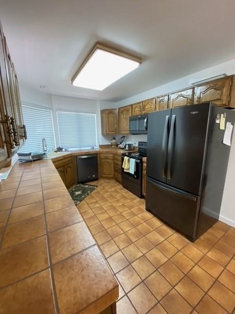 545 S Valley View Dr #7 - Photo 6 of 14