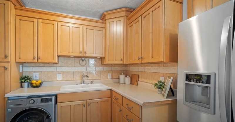 1774 E Wilson Ave - Photo 2 of 43