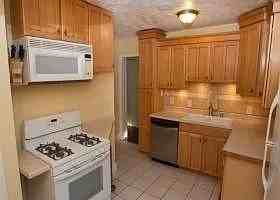 1774 E Wilson Ave - Photo 4 of 43