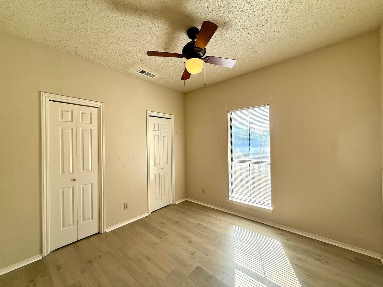 4401 Speedway #305 - Photo 6 of 15