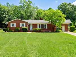 featured image of 3130 Bancroft Ave