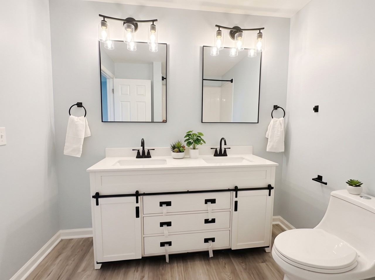 3130 Bancroft Ave - Photo 4 of 17