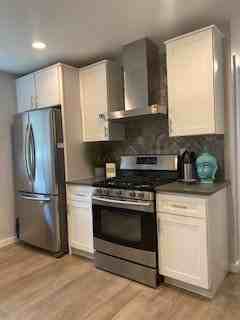 1867 S St #B - Photo 4 of 7