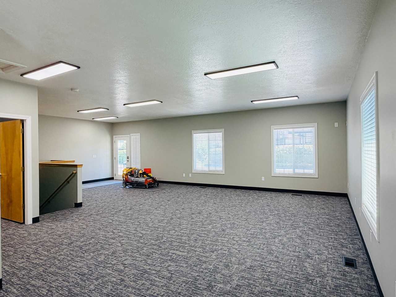 40 W Cache Valley Blvd - Photo 3 of 11