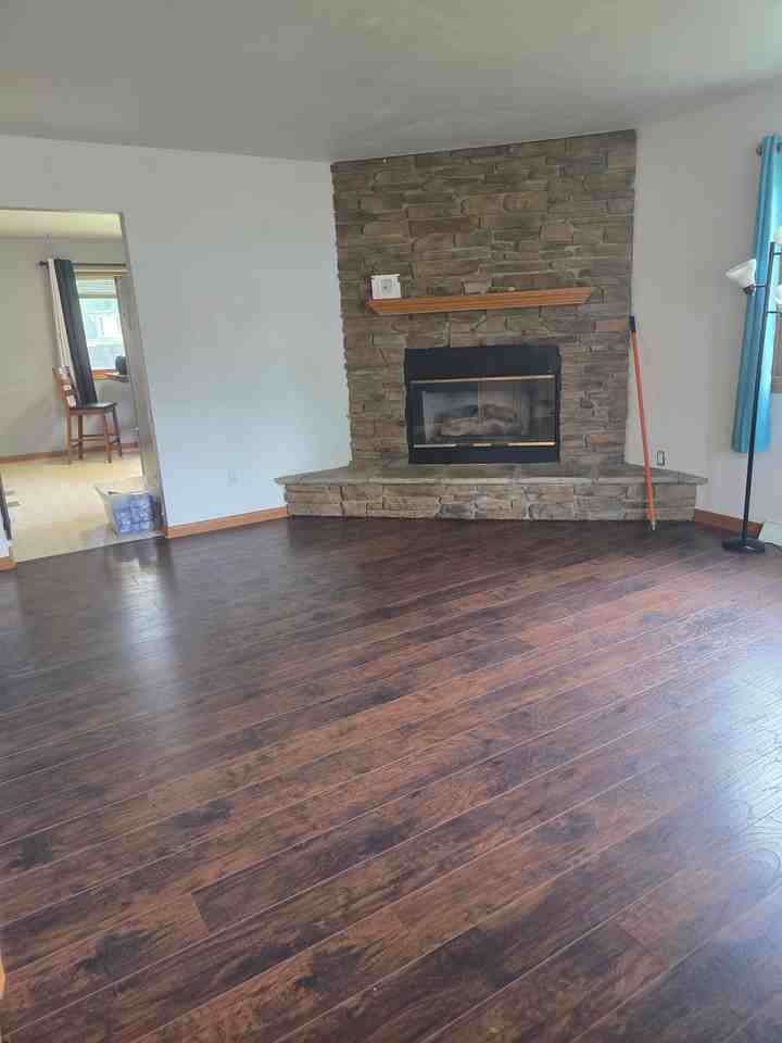417 7th Ave N - Photo 3 of 8