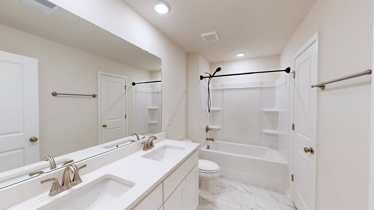 5081 Tullamore Dr - Photo 5 of 15