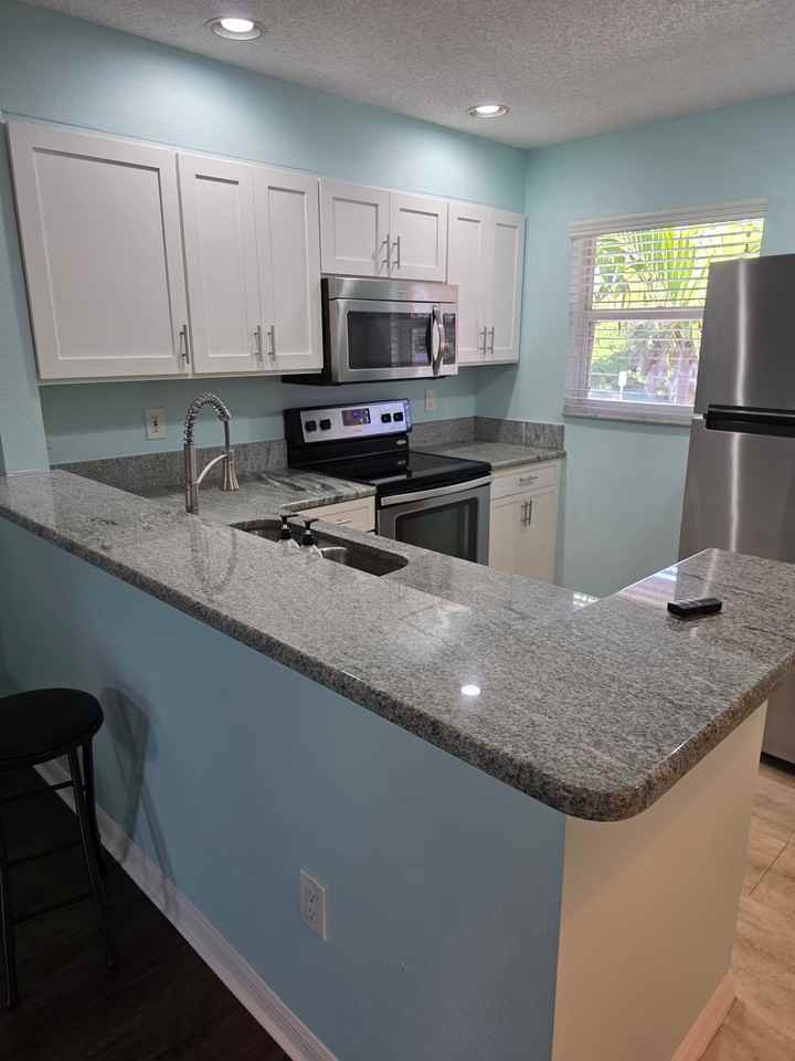 5450 Longwood Run Blvd #202 - Photo 5 of 20