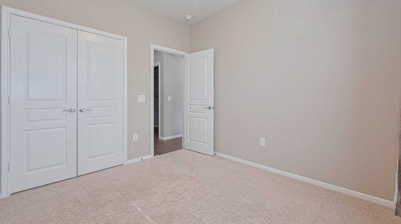 5327 Silver Ledge Dr - Photo 6 of 14