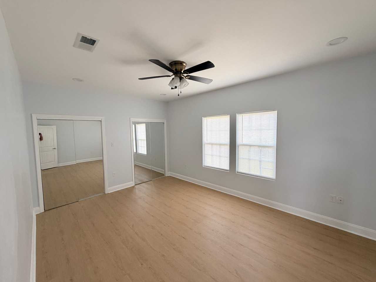 6205 Wadsworth Dr - Photo 2 of 19