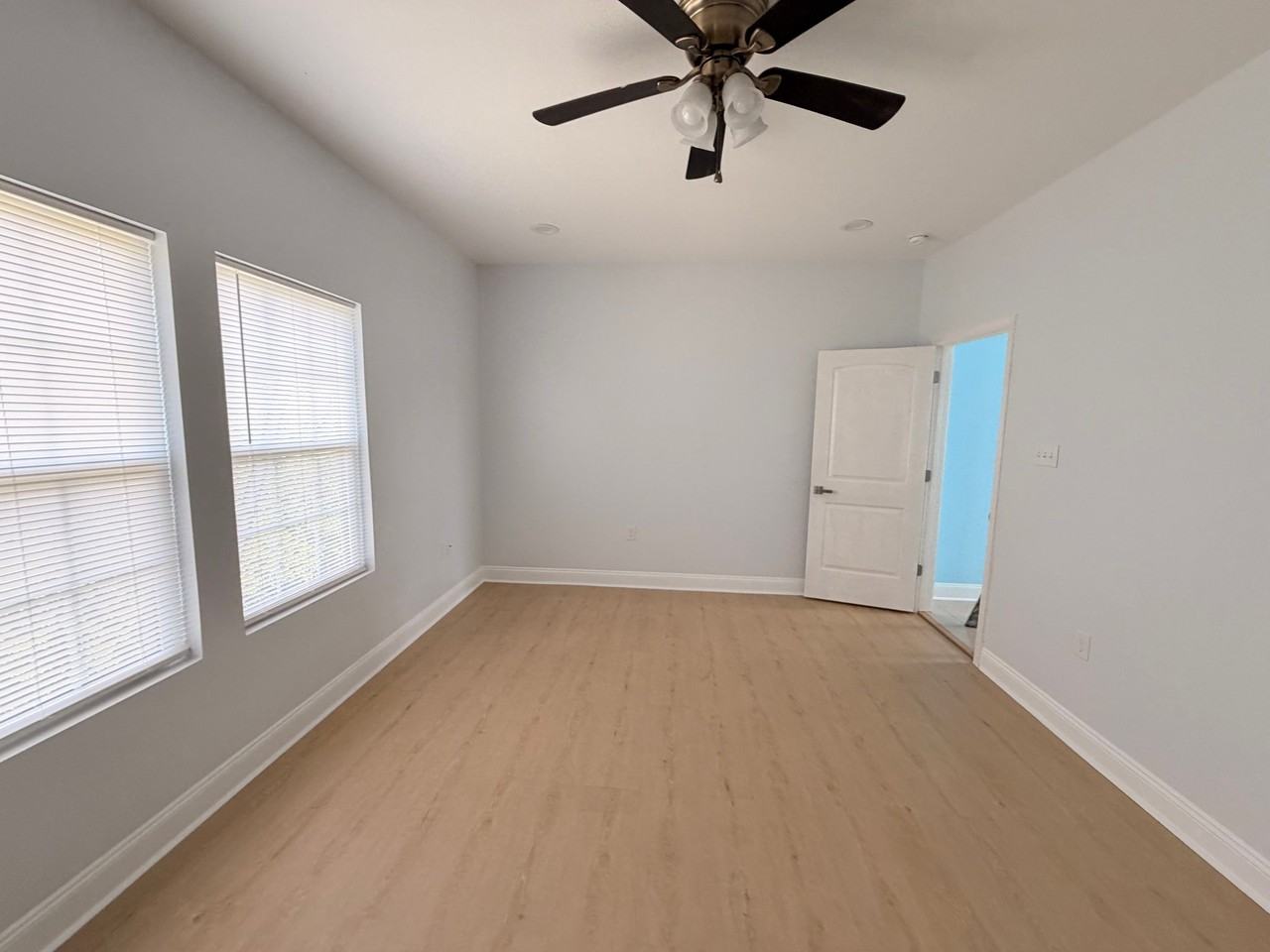 6205 Wadsworth Dr - Photo 3 of 19