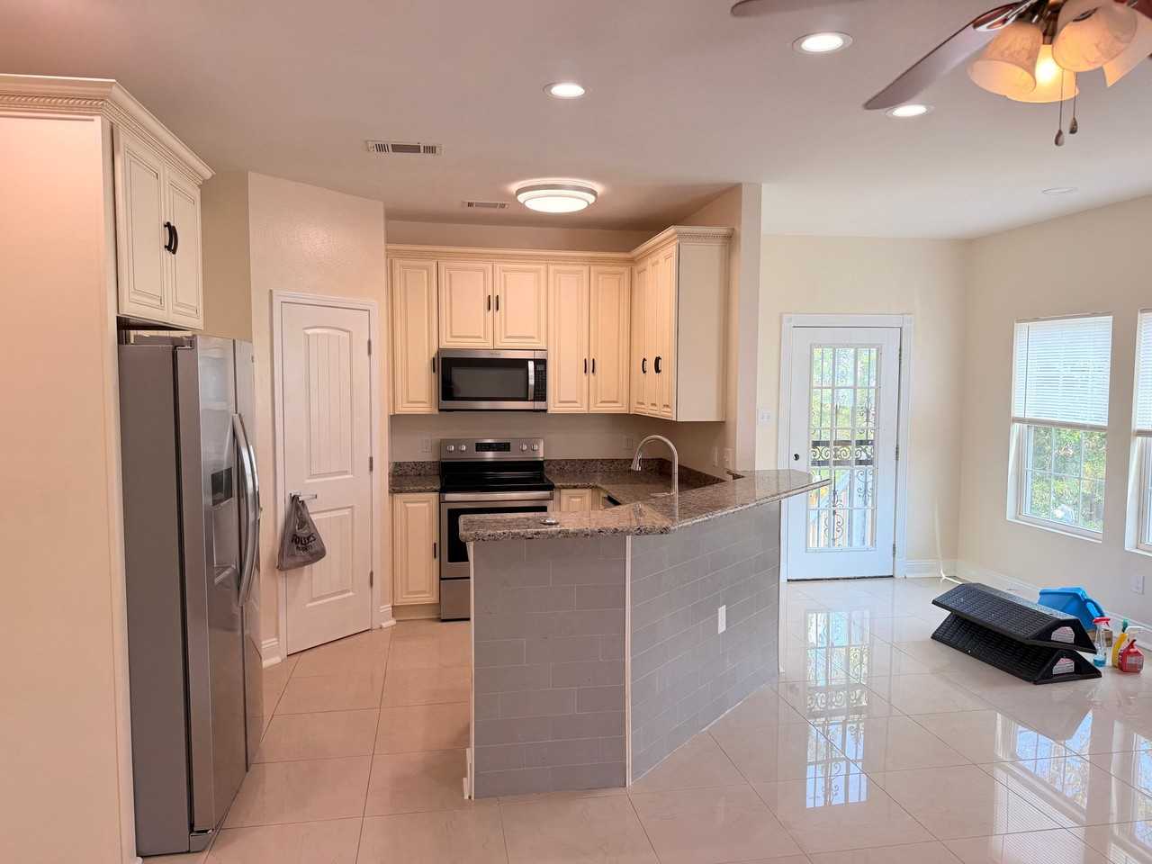 6205 Wadsworth Dr - Photo 6 of 19