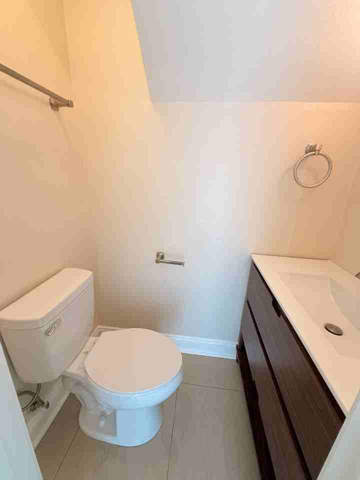 6205 Wadsworth Dr - Photo 7 of 19