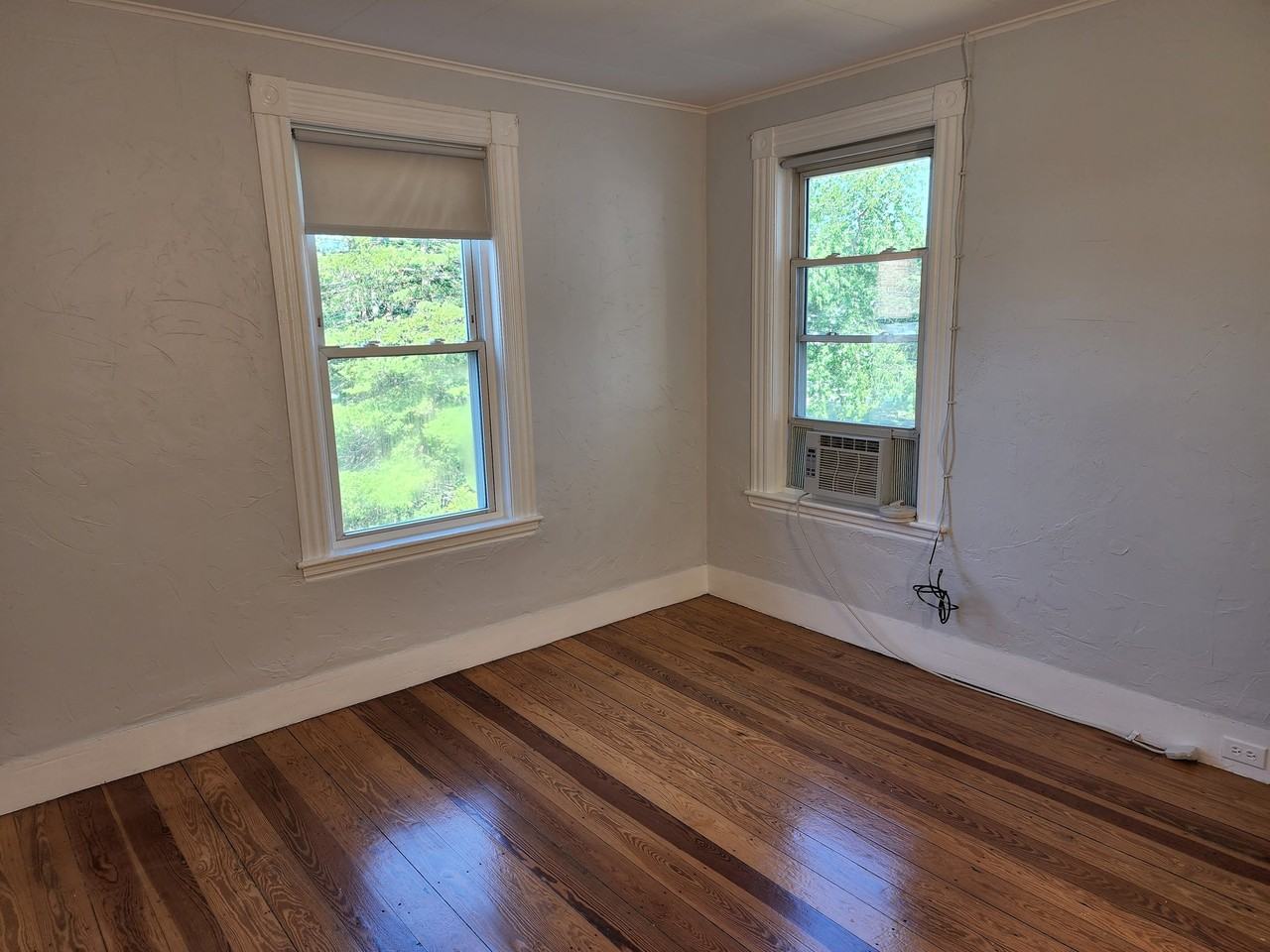 48 Baxter Ave #A - Photo 7 of 16