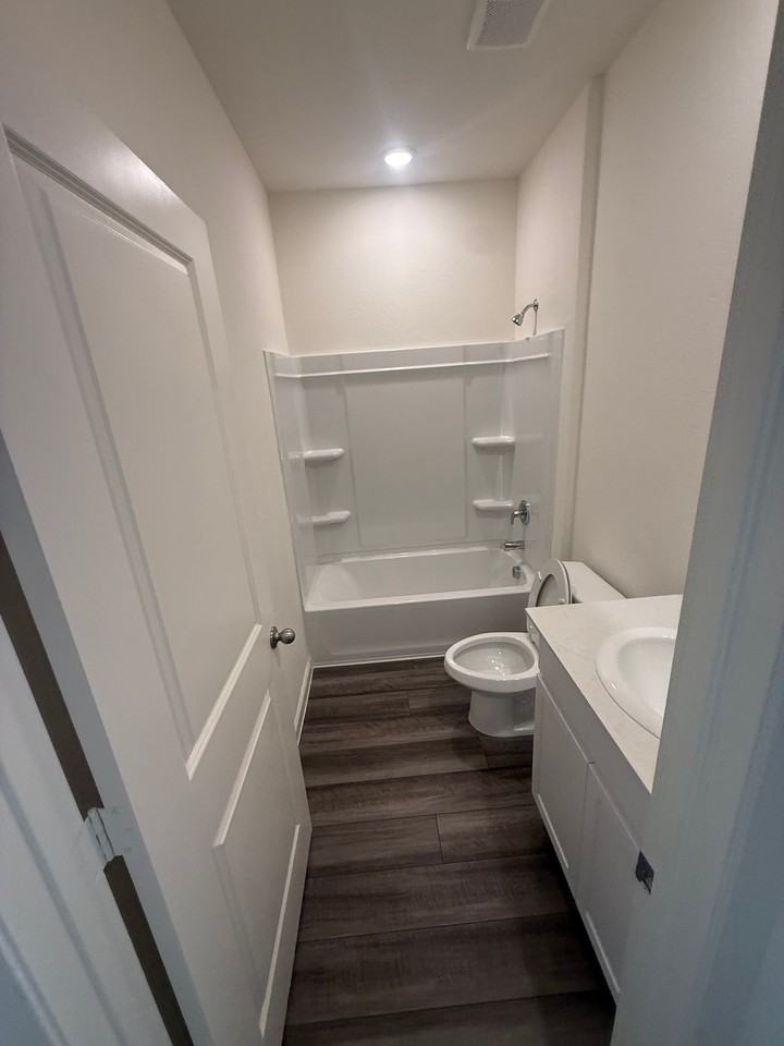 906 Independence Trl - Photo 6 of 16