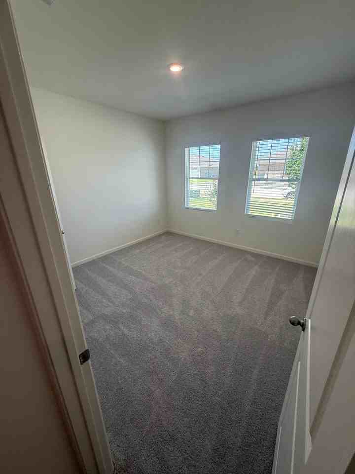906 Independence Trl - Photo 7 of 16