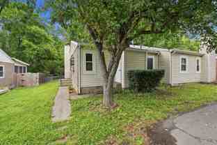 4610 Woodside Dr - Photo 1 of 1