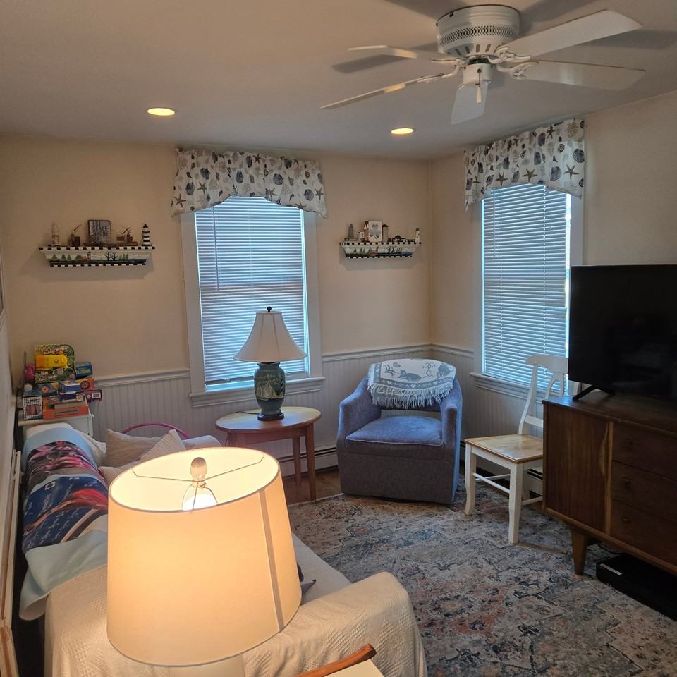 149 Turner Rd - Photo 2 of 11
