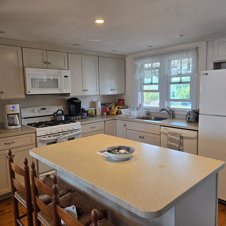 149 Turner Rd - Photo 4 of 11