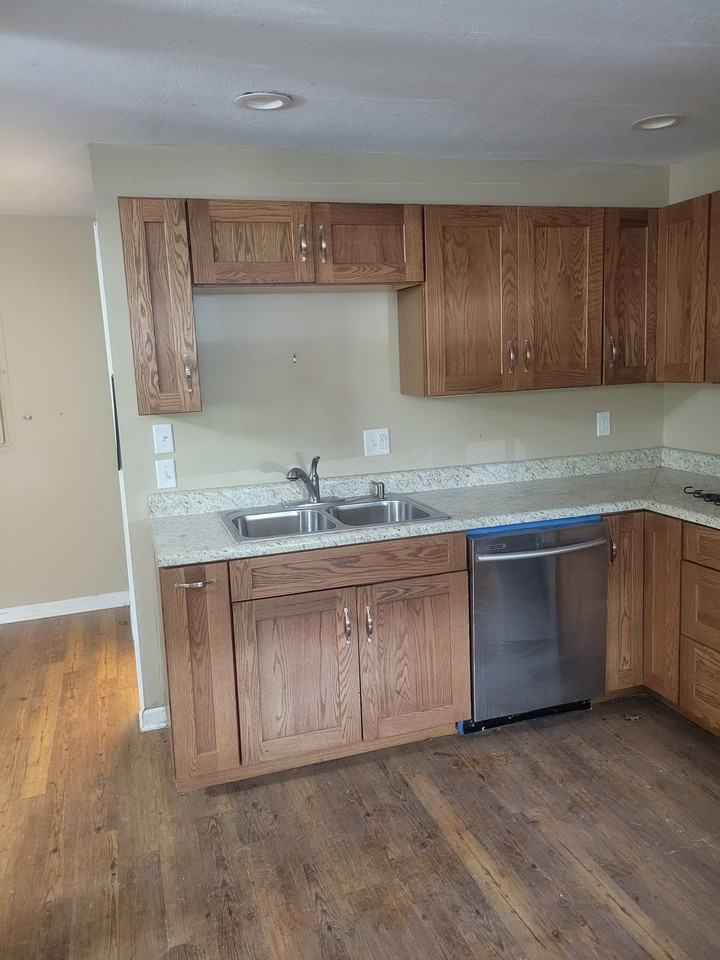 1200 Randolph St #2 - Photo 2 of 7