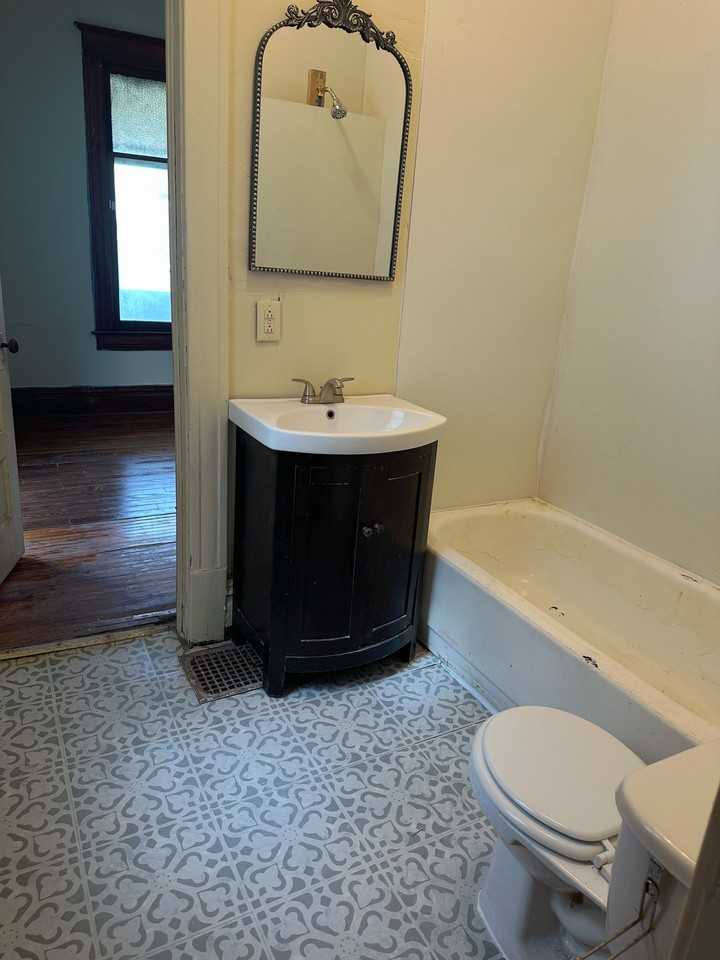 1143 E Cleveland Ave - Photo 6 of 20