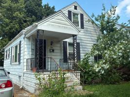 featured image of 505 Chaudet Ave