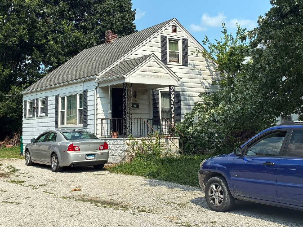 505 Chaudet Ave - Photo 2 of 20