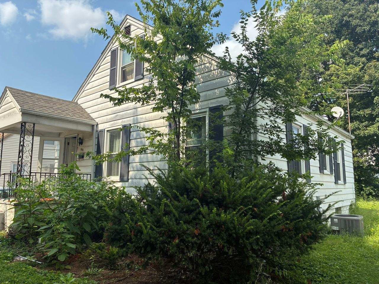 505 Chaudet Ave - Photo 3 of 20