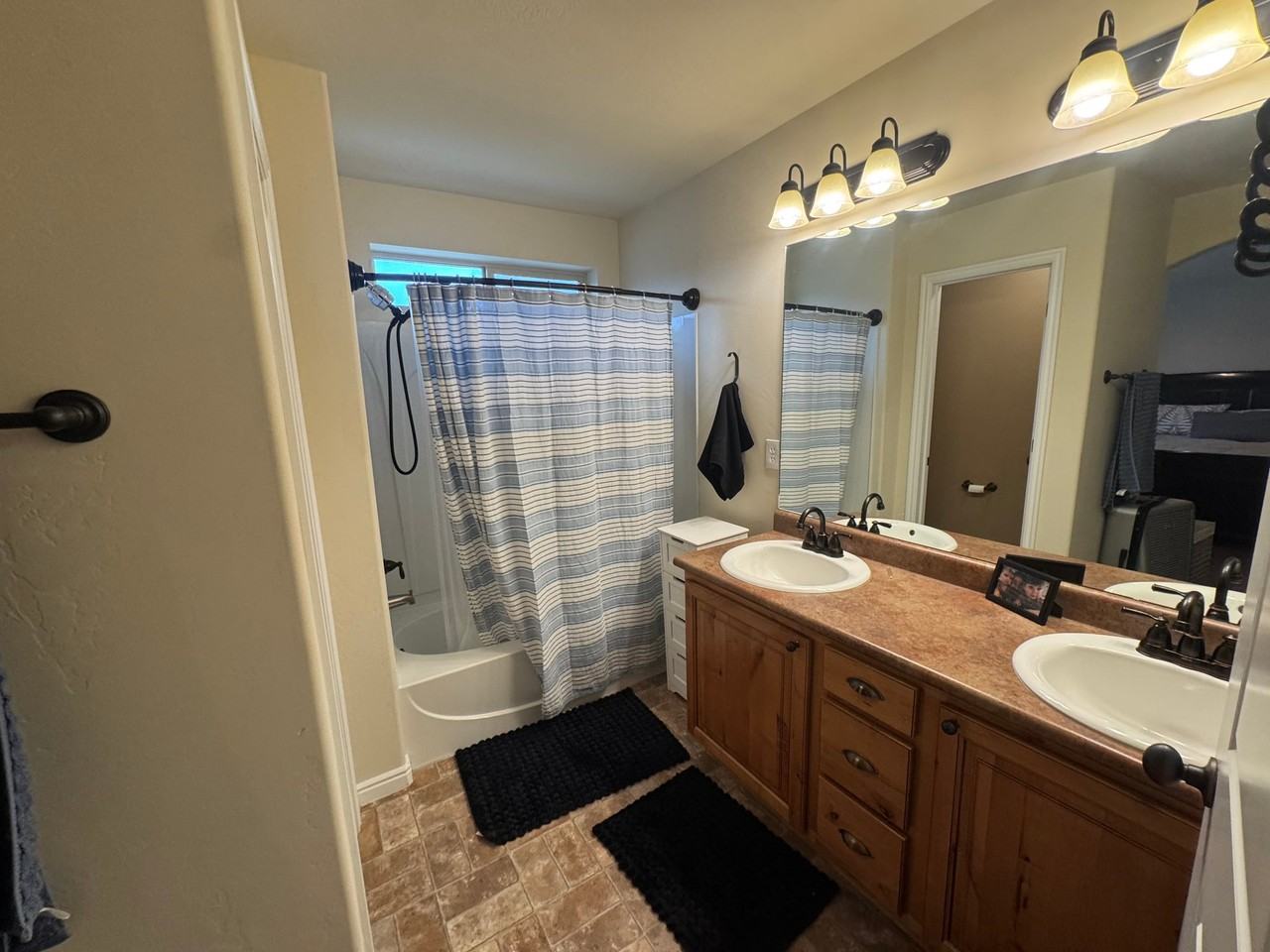 941 W Village Bend Ln - Photo 5 of 11