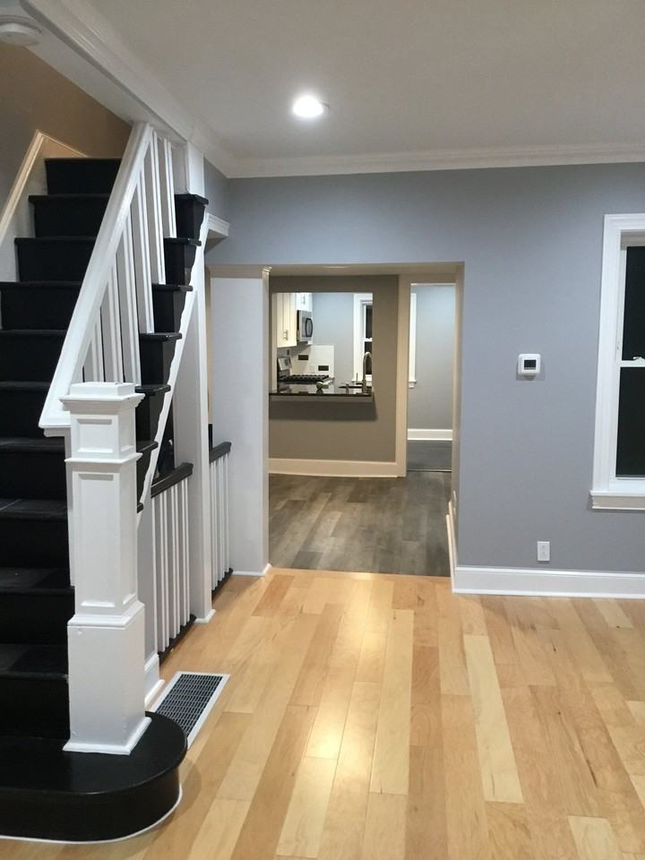 1828 E Hazzard St - Photo 3 of 8