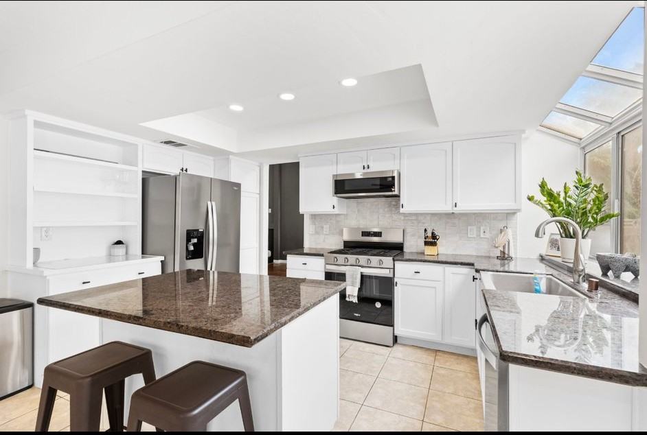 8337 Tide Pool Dr - Photo 5 of 12