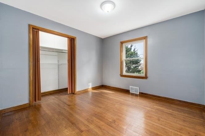 3819 S 57th Ave - Photo 2 of 12