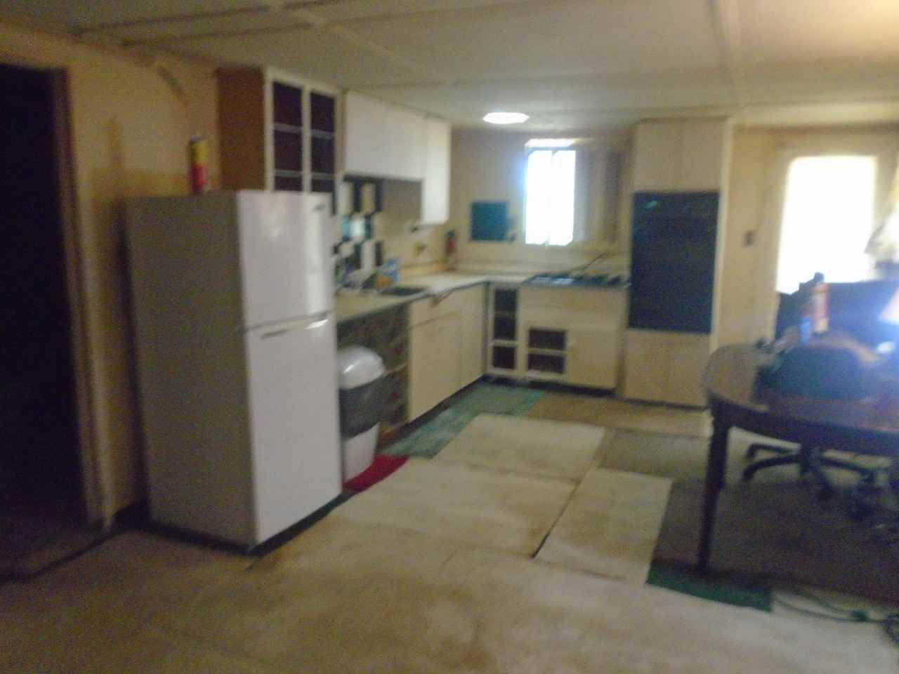300 Gloucester Dr - Photo 4 of 7