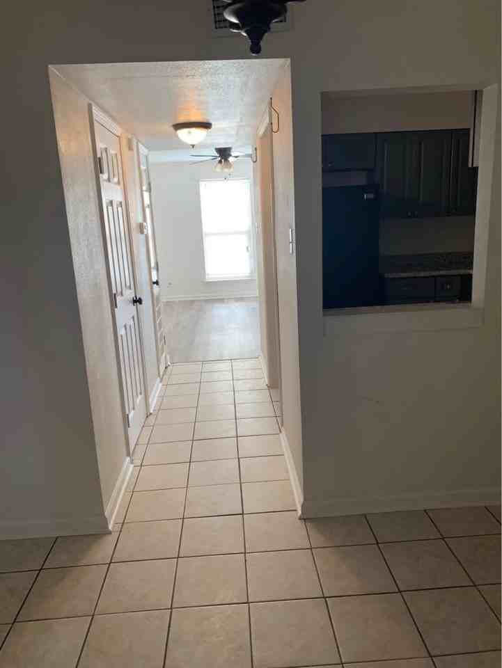 205 Cathryn Dr #B - Photo 6 of 11